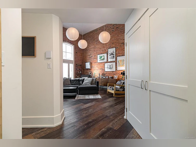 302-1407 Government Street, Victoria, BC, V8W 1Z1 - 5