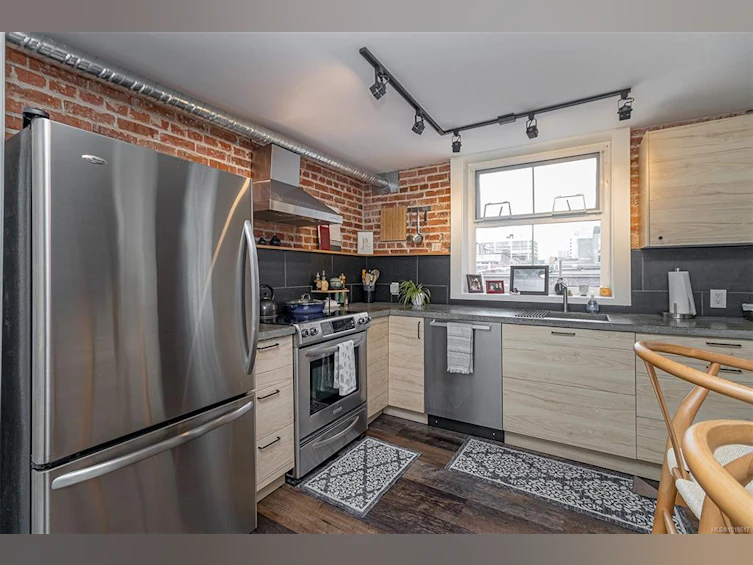 302-1407 Government Street, Victoria, BC, V8W 1Z1 - 22