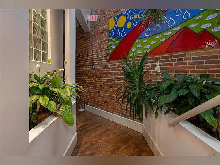 302-1407 Government Street, Victoria, BC, V8W 1Z1 - 8