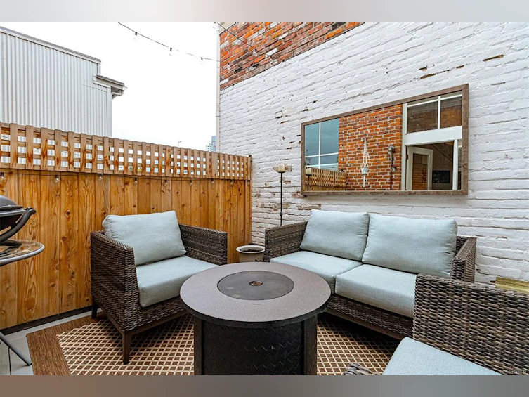 302-1407 Government Street, Victoria, BC, V8W 1Z1 - 39