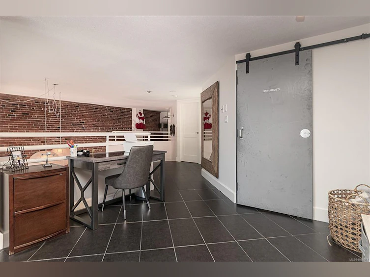 302-1407 Government Street, Victoria, BC, V8W 1Z1 - 34