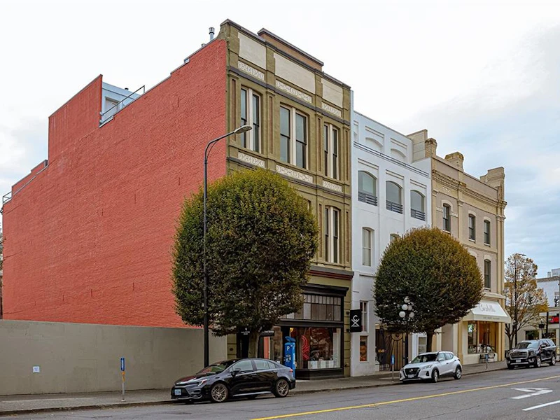 302 - 1407 Government Street, Victoria BC V8W 1Z1