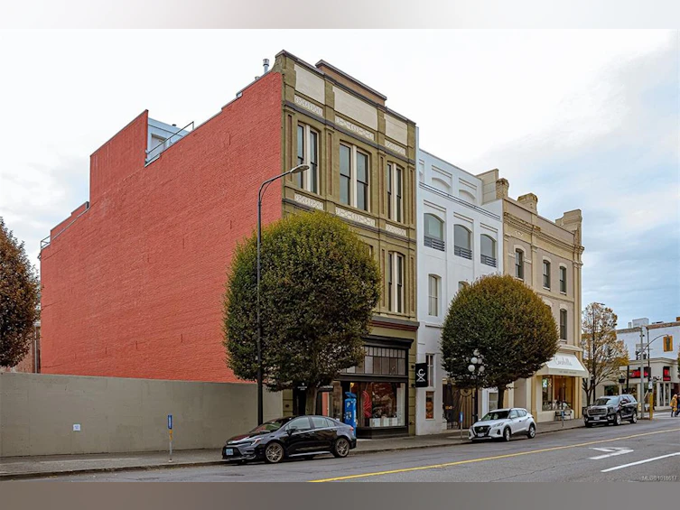302-1407 Government Street, Victoria, BC, V8W 1Z1