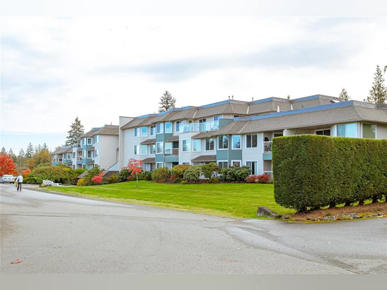 303-134 E Fifth Avenue, Qualicum Beach, BC, V9K 1Y7 - 13