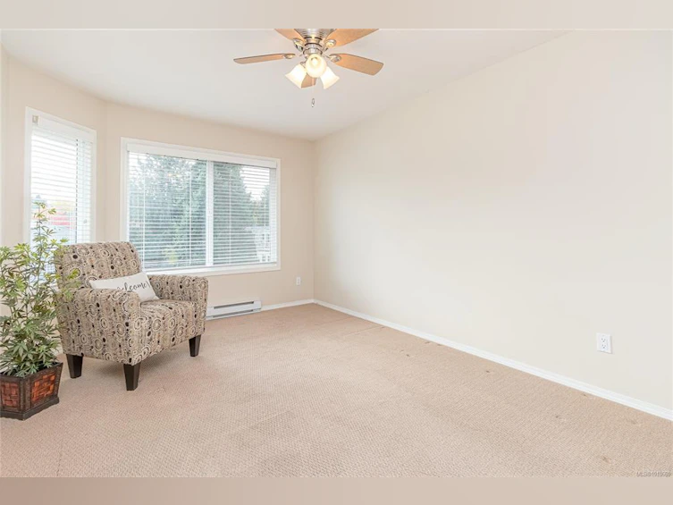303-134 E Fifth Avenue, Qualicum Beach, BC, V9K 1Y7 - 8