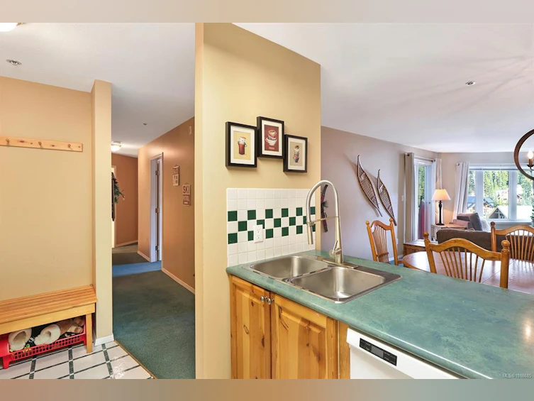 106-1320 Henry Road, Courtenay, BC, V9J 1L0 - 5