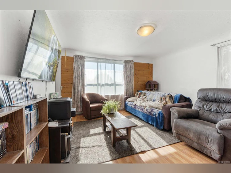 375 Bruce Avenue, Nanaimo, BC, V9R 3Y2 - 9