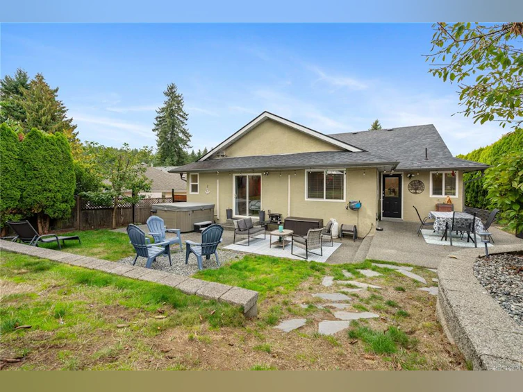 753 De Frane Court, Ladysmith, BC, V9G 1P1 - 53