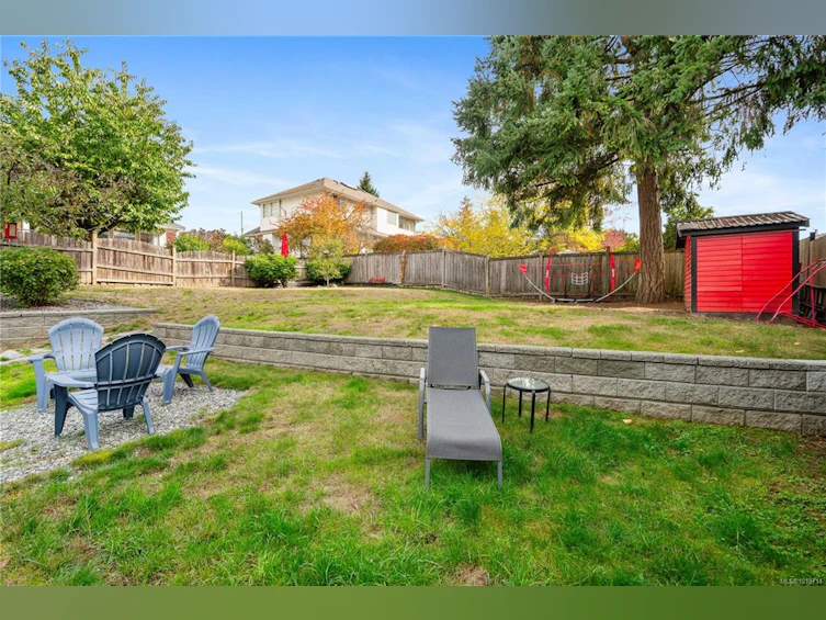 753 De Frane Court, Ladysmith, BC, V9G 1P1 - 45