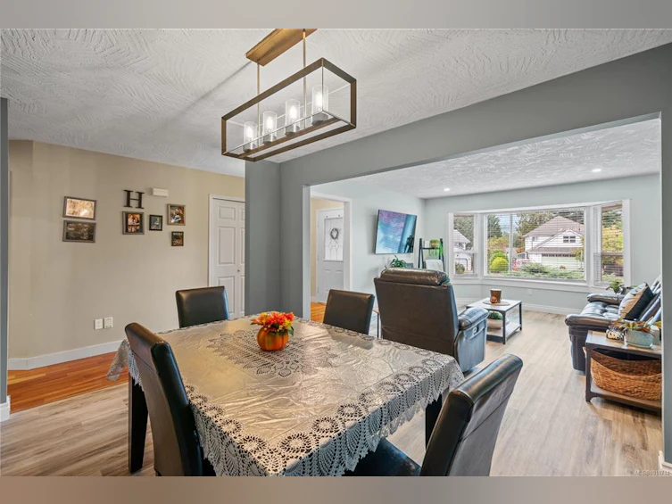 753 De Frane Court, Ladysmith, BC, V9G 1P1 - 12