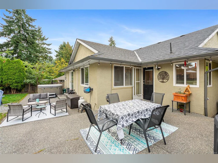 753 De Frane Court, Ladysmith, BC, V9G 1P1 - 40