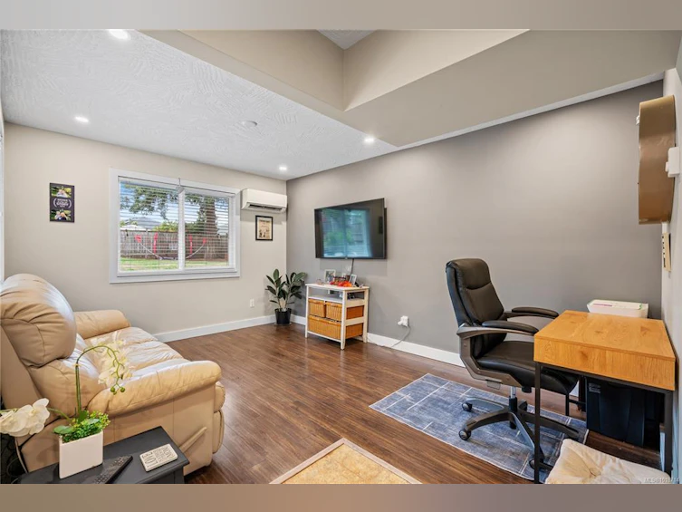 753 De Frane Court, Ladysmith, BC, V9G 1P1 - 18