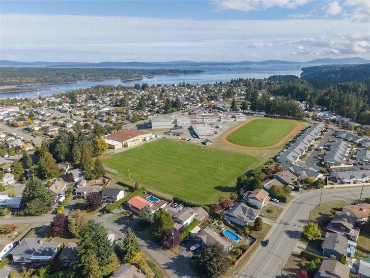 753 De Frane Court, Ladysmith, BC, V9G 1P1 - 59