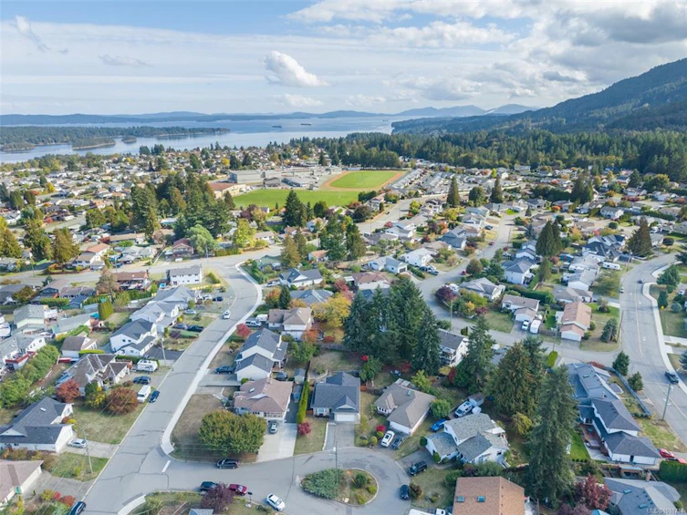 753 De Frane Court, Ladysmith, BC, V9G 1P1 - 7