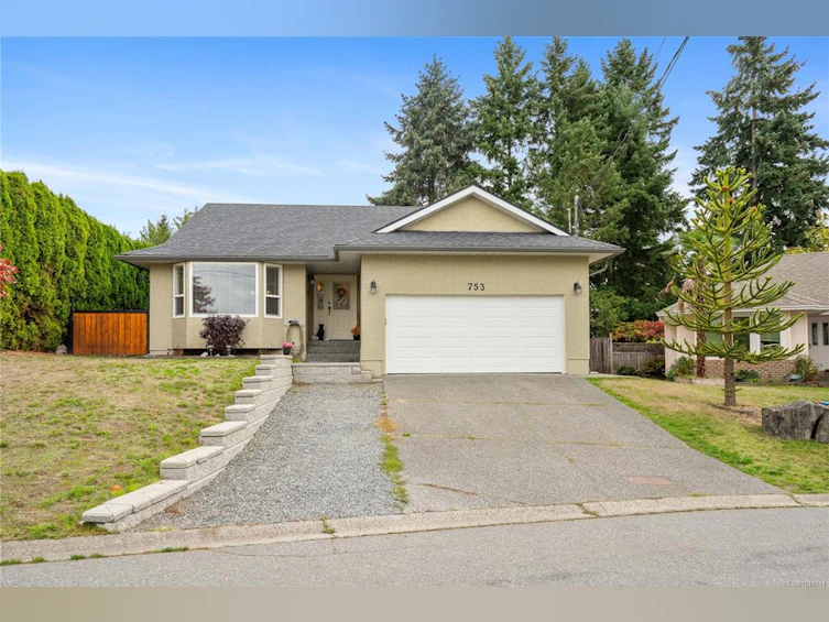 753 De Frane Court, Ladysmith, BC, V9G 1P1 - 6