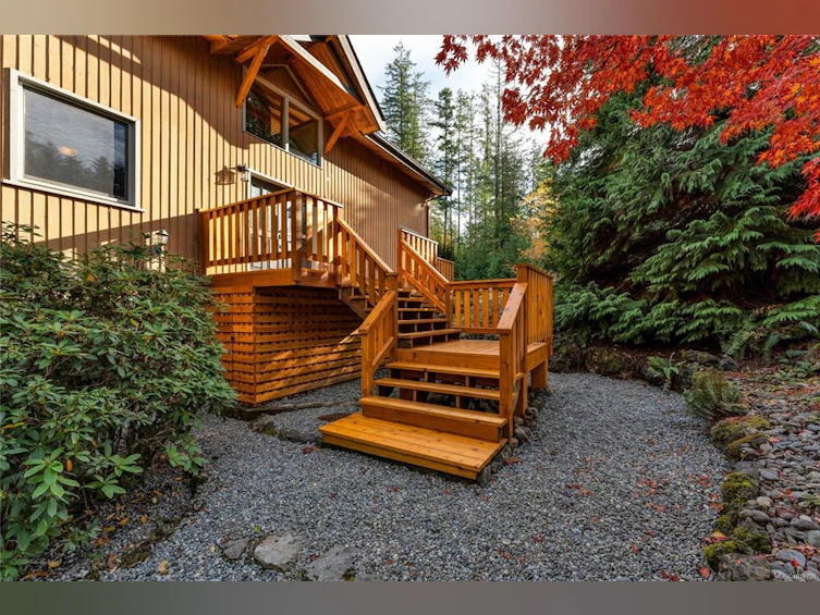 8105 Miracle Close, Youbou, BC, V0R 3E1 - 3
