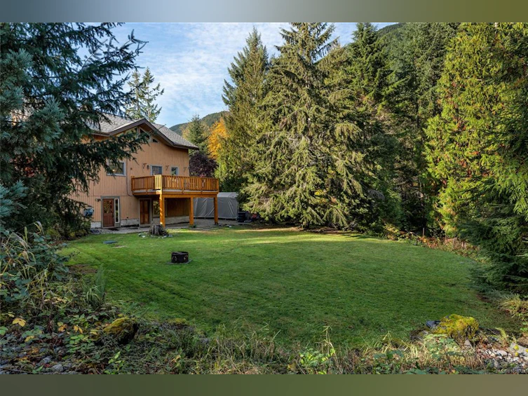 8105 Miracle Close, Youbou, BC, V0R 3E1 - 23