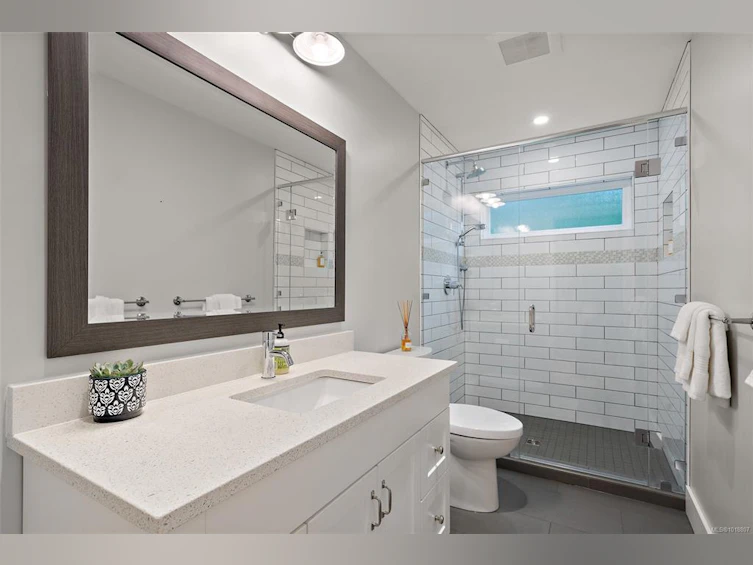 1409 Hillgrove Road, North Saanich, BC, V8L 5K6 - 7