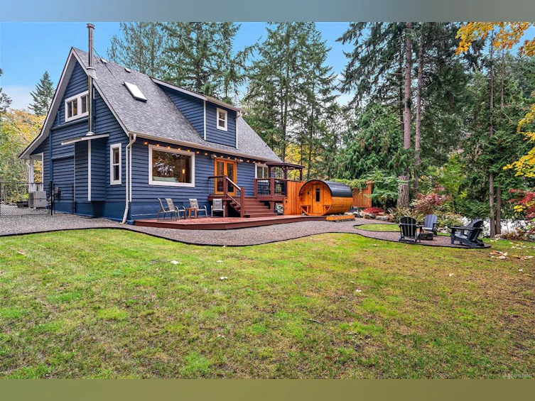 1409 Hillgrove Road, North Saanich, BC, V8L 5K6 - 29