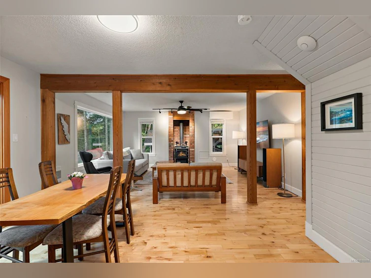 1409 Hillgrove Road, North Saanich, BC, V8L 5K6 - 15