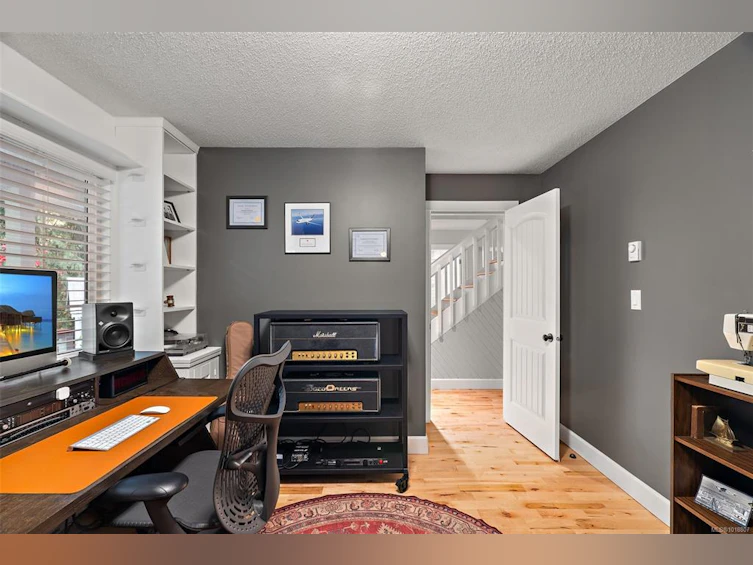 1409 Hillgrove Road, North Saanich, BC, V8L 5K6 - 20