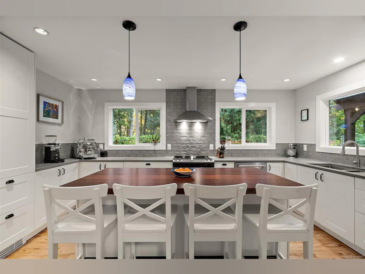1409 Hillgrove Road, North Saanich, BC, V8L 5K6 - 10
