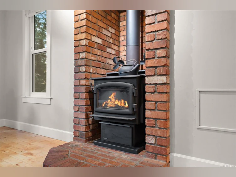 1409 Hillgrove Road, North Saanich, BC, V8L 5K6 - 18