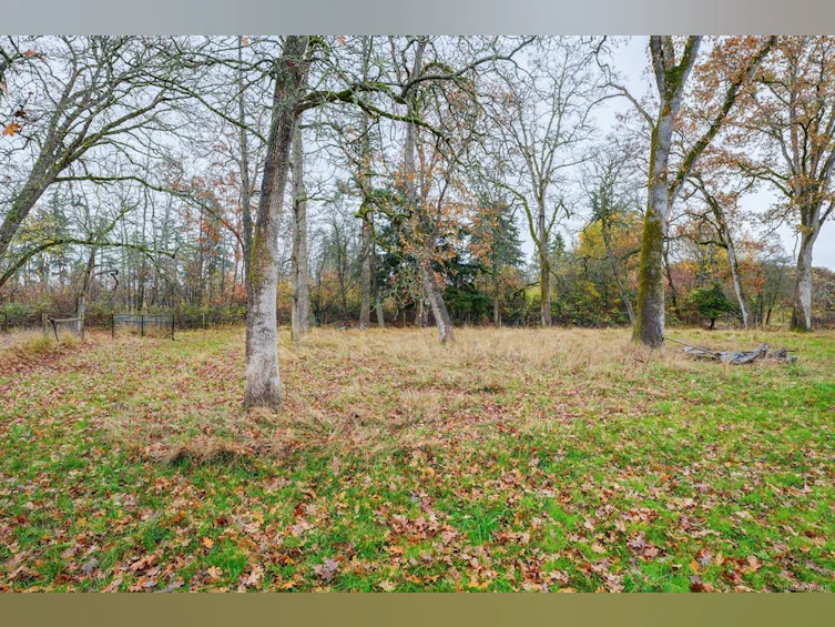 1899 John Road, North Saanich, BC, V8L 5S8 - 22