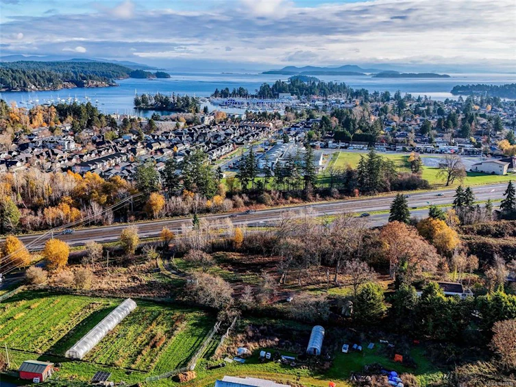 1899 John Road, North Saanich, BC, V8L 5S8 - 26
