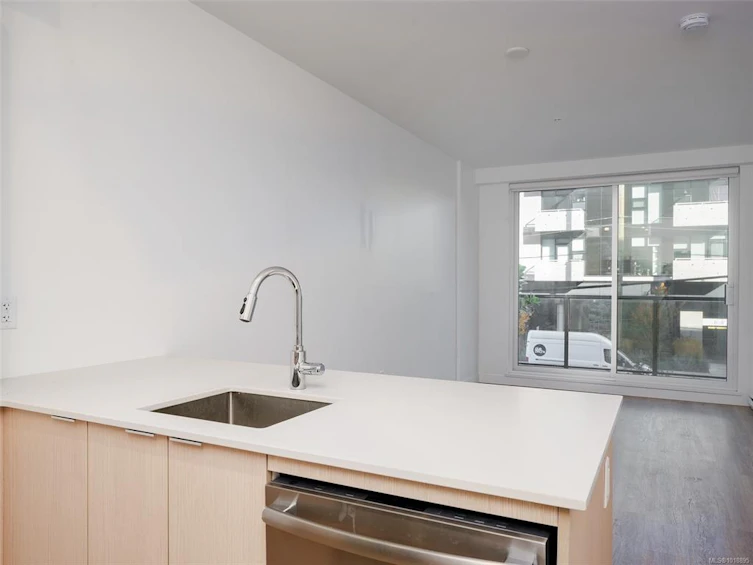 208-1115 Johnson Street, Victoria, BC, V8V 0H2 - 7
