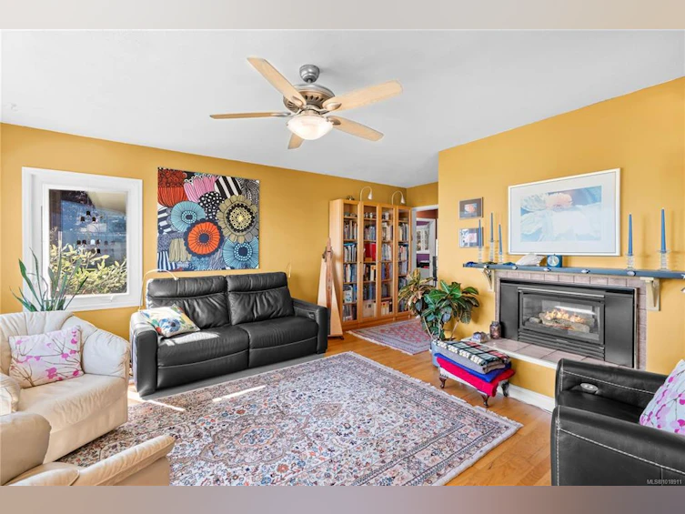 4490 Shore Way, Saanich, BC, V8N 3V2 - 9