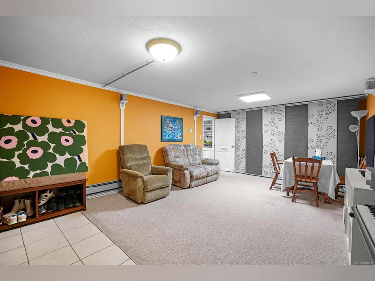 4490 Shore Way, Saanich, BC, V8N 3V2 - 42