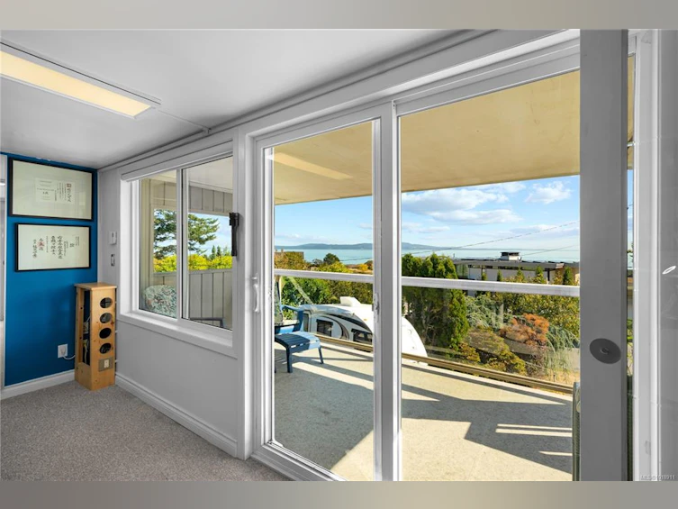 4490 Shore Way, Saanich, BC, V8N 3V2 - 14