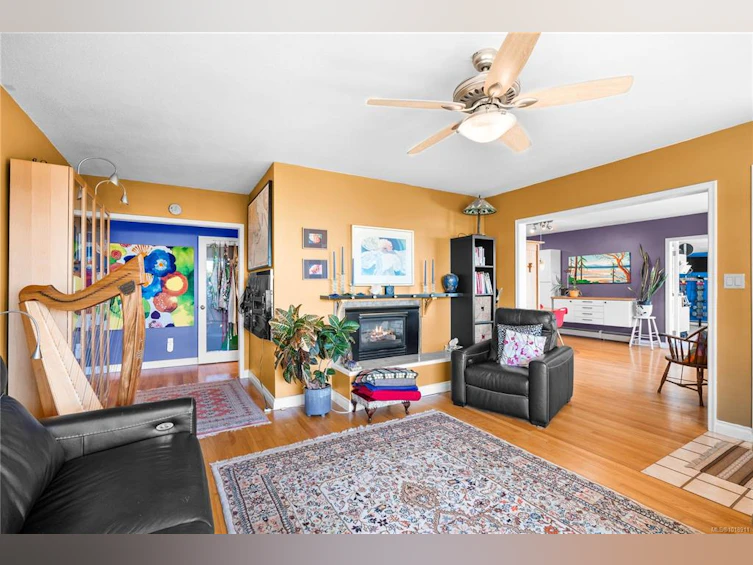 4490 Shore Way, Saanich, BC, V8N 3V2 - 10