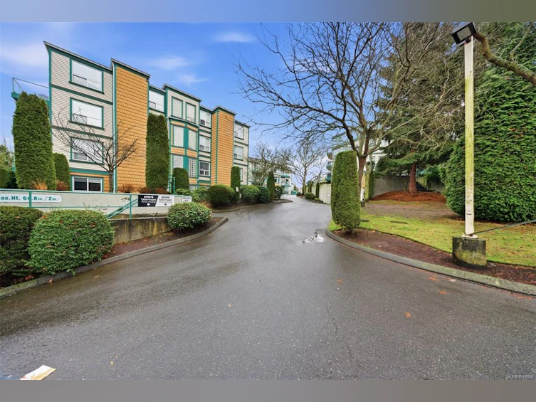 306-894 Vernon Avenue, Saanich, BC, V8X 2W6 - 21