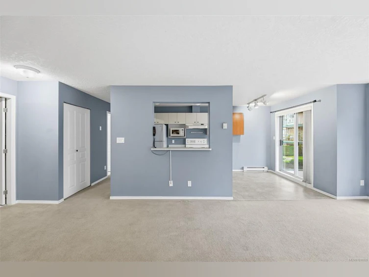 306-894 Vernon Avenue, Saanich, BC, V8X 2W6 - 8