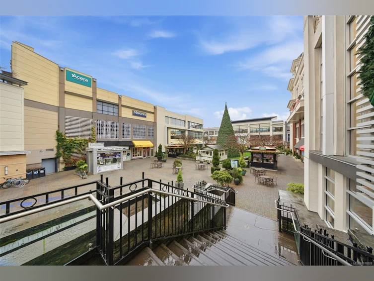 306-894 Vernon Avenue, Saanich, BC, V8X 2W6 - 26