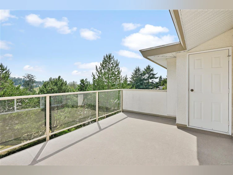 8-895 Royal Oak Avenue, Saanich, BC, V8X 3T3 - 9