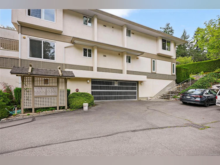 8-895 Royal Oak Avenue, Saanich, BC, V8X 3T3 - 22