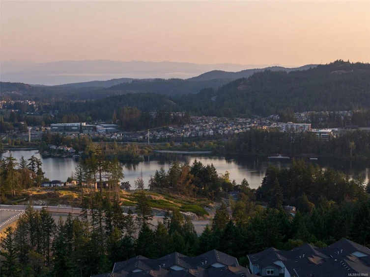 2544 Obsidian Place, Langford, BC, V9B 5L4 - 56