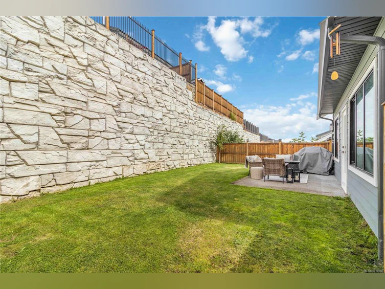 2544 Obsidian Place, Langford, BC, V9B 5L4 - 38