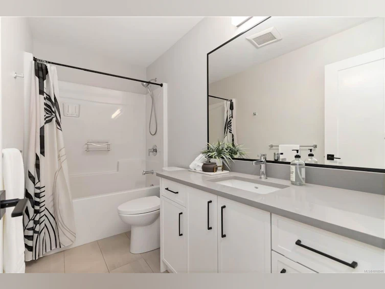2544 Obsidian Place, Langford, BC, V9B 5L4 - 33