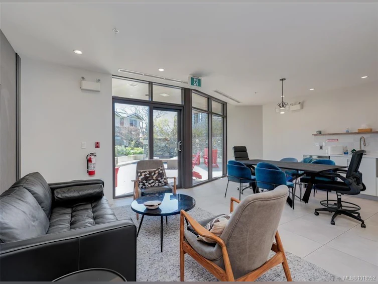 203-1201 Fort Street, Victoria, BC, V8V 3L1 - 26