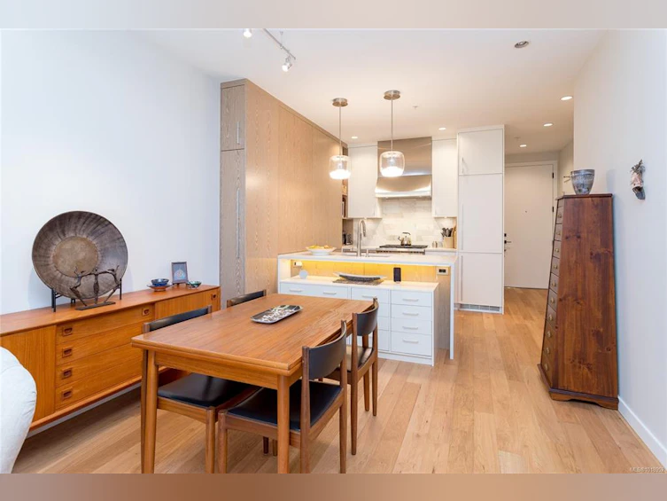 203-1201 Fort Street, Victoria, BC, V8V 3L1 - 7