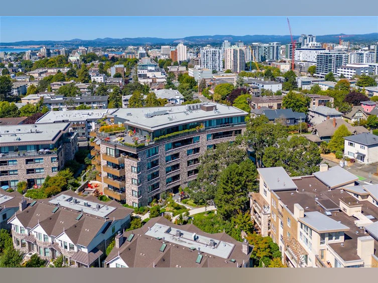 203-1201 Fort Street, Victoria, BC, V8V 3L1 - 35