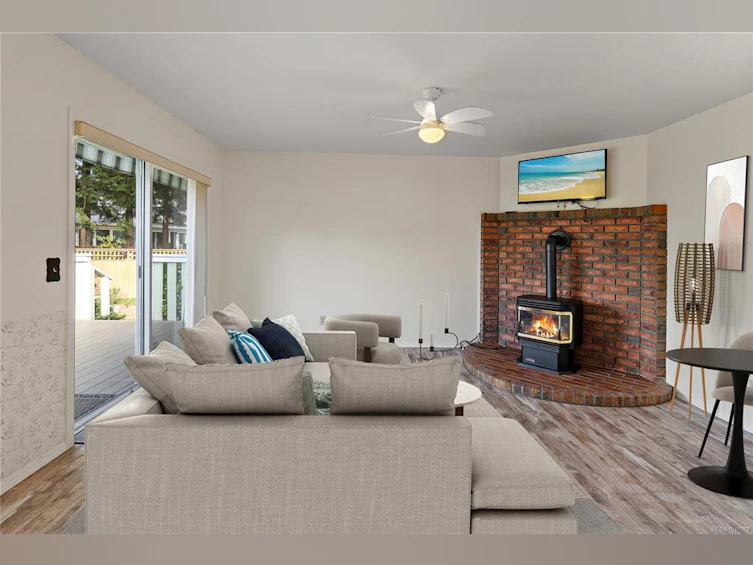 10288 Cleveland Road, Sidney, BC, V8L 4X9 - 13