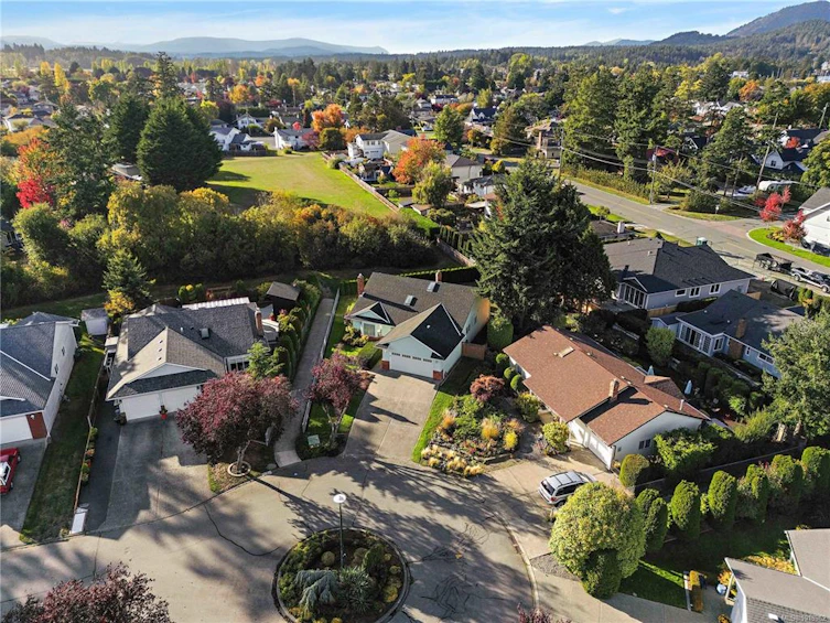10288 Cleveland Road, Sidney, BC, V8L 4X9 - 41