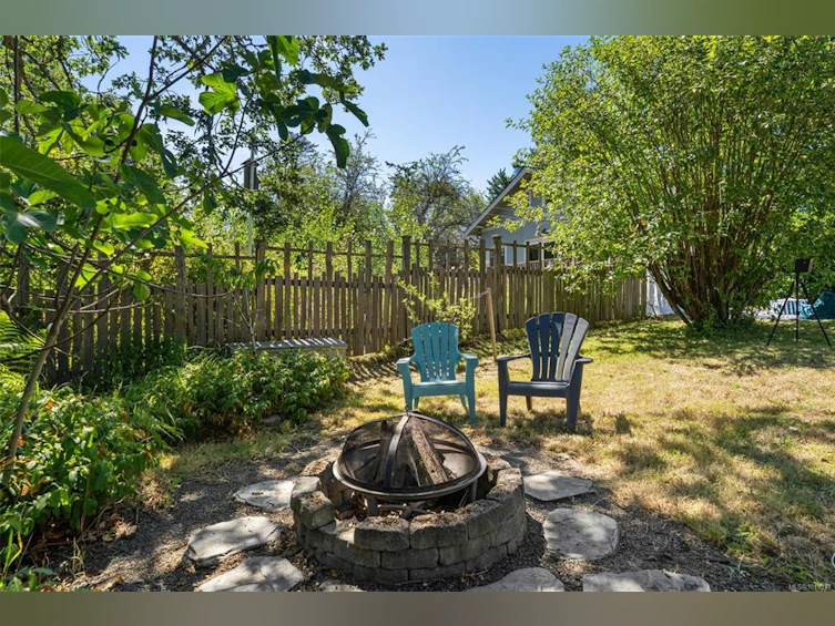 920 Arundel Drive, Saanich, BC, V9A 2C3 - 43