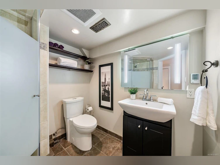 920 Arundel Drive, Saanich, BC, V9A 2C3 - 27