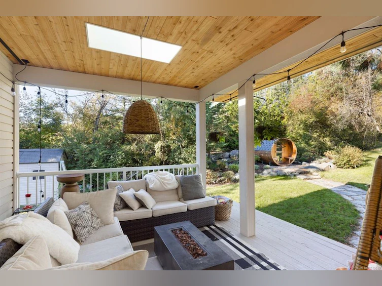 11321 Chalet Road, North Saanich, BC, V8L 5M1 - 47